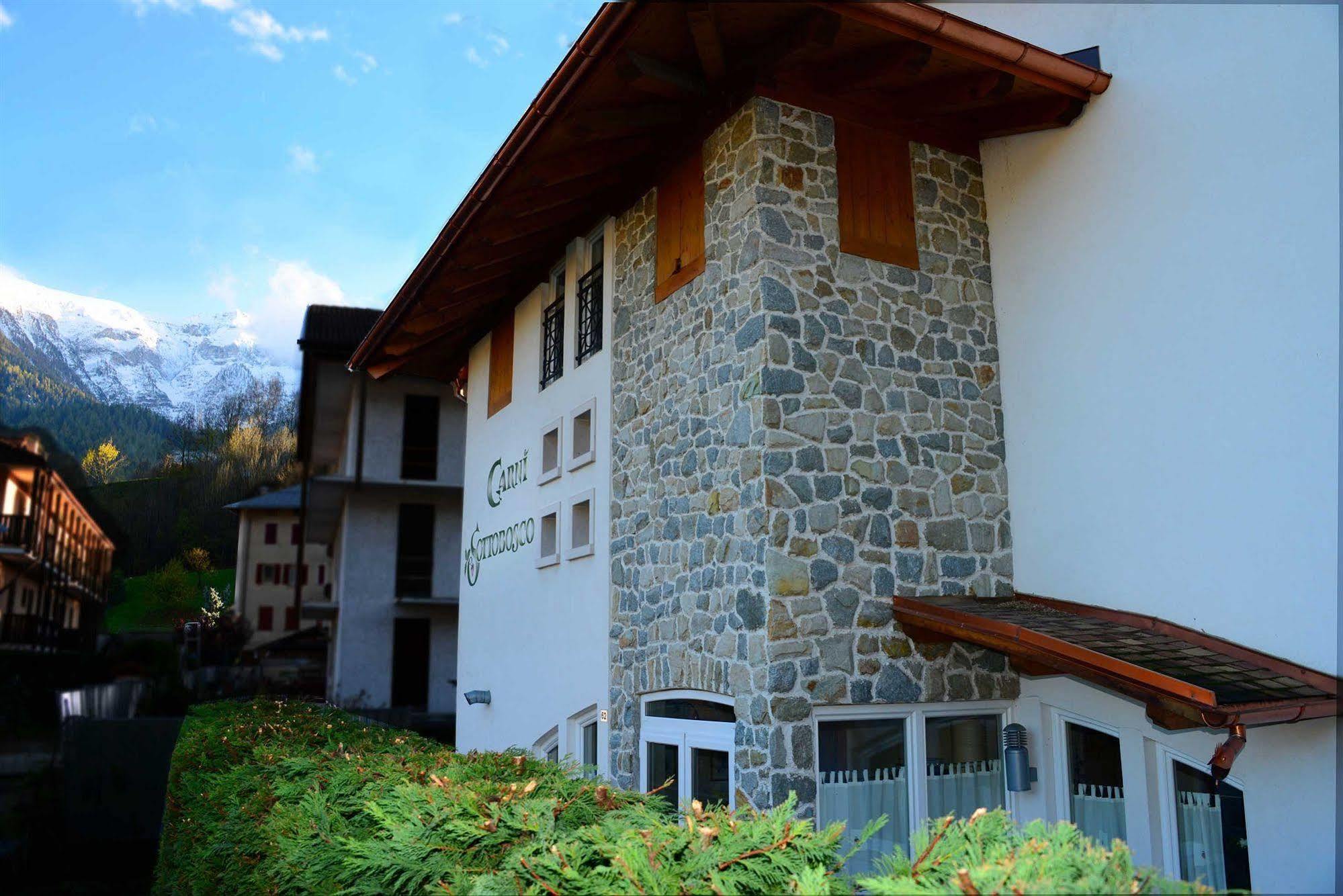 Hotel Garni Sottobosco Dimaro Eksteriør bilde